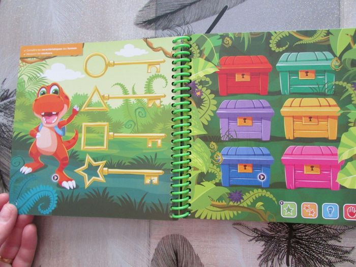 Livre MagiBook niveau 1 J'apprends les formes et les couleurs - photo numéro 2