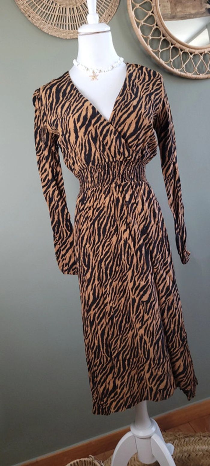 Magnifique robe longue Seven Sister Taille S - photo numéro 3