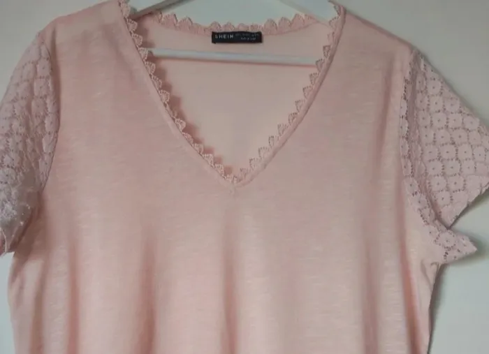 Top rose pale