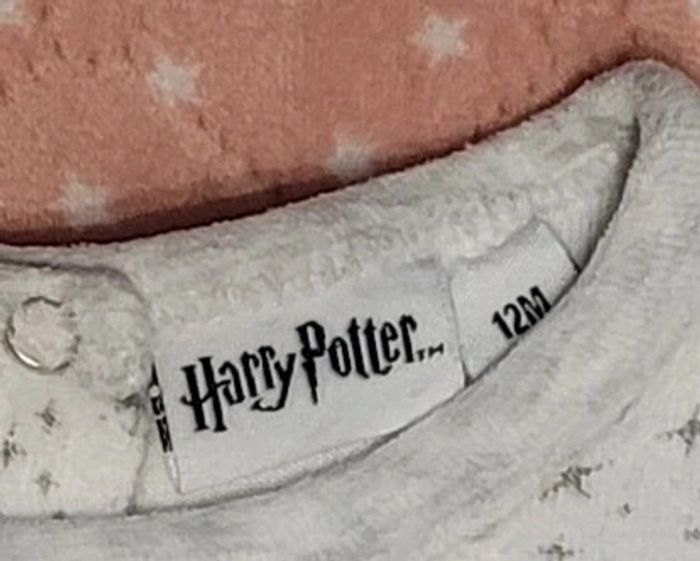 Babygros Harry Potter + bonnet - Taille 12mois - photo numéro 13