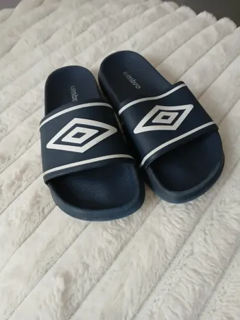 Claquettes umbro enfant