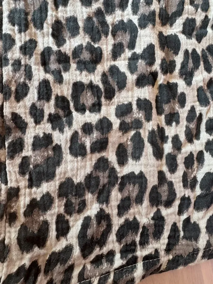 Pantalon léopard neuf TU - photo numéro 2