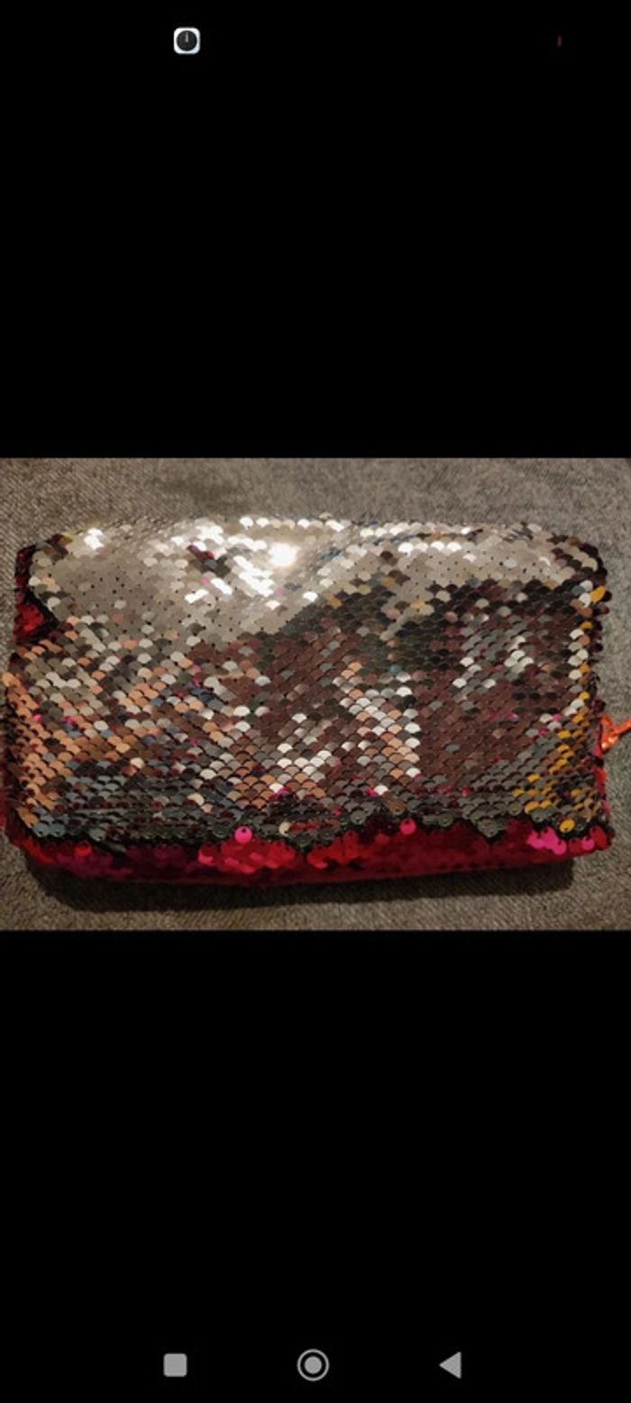Trousse à sequins réversible fushia ou argent - photo numéro 2