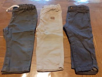 Lots 3 pantalons 9 mois