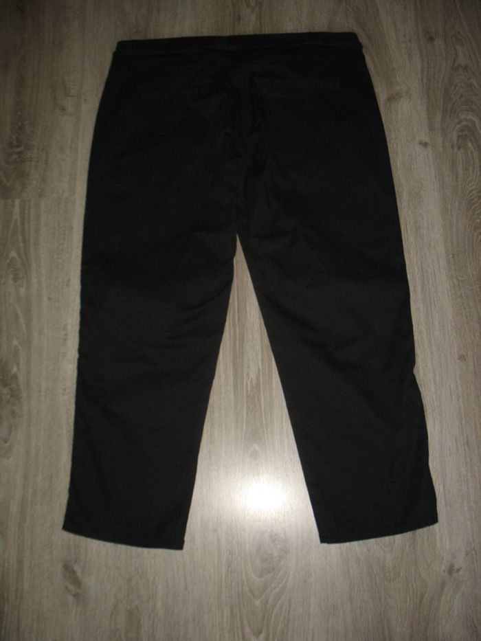 PANTACOURT NOIR "U COLLECTION" - TAILLE 42 - n°02 - photo numéro 2