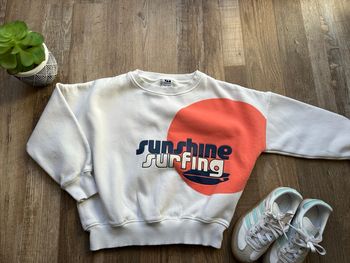 - Sweat Tape à l’œil - 6 ans - bon état, tache