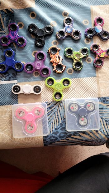 Hand spinner