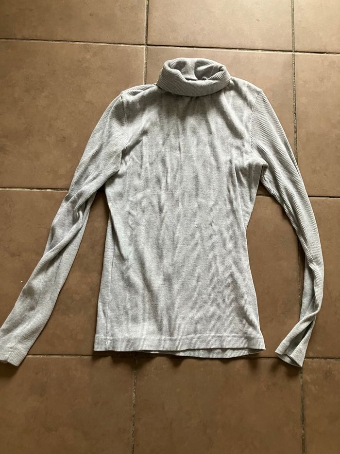 Pulls col roulé taille M marque esprit - photo numéro 2