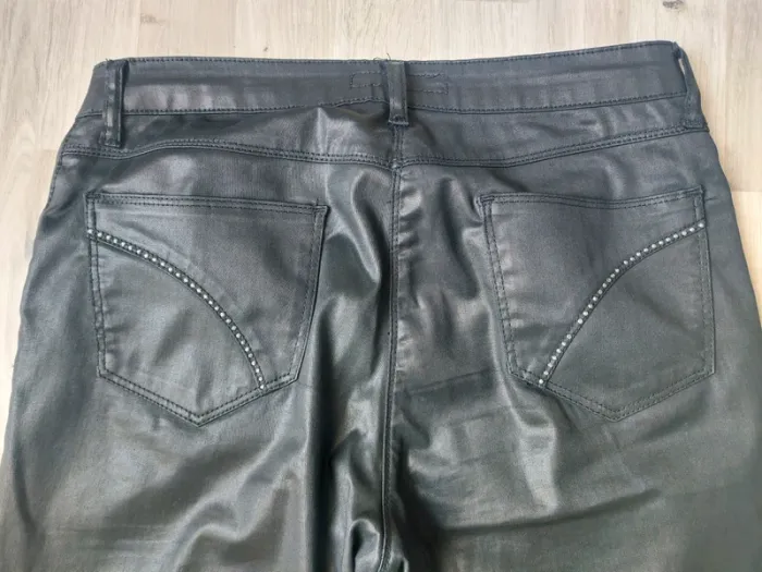Pantalon enduit noir "Kanopé" - photo numéro 4