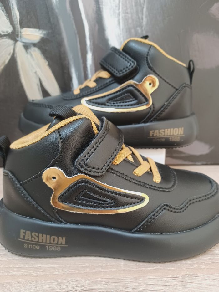 Baskets garçon T 28