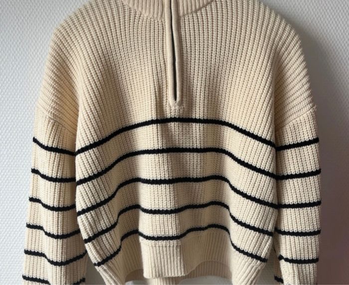 Pull Jennyfer - photo numéro 1