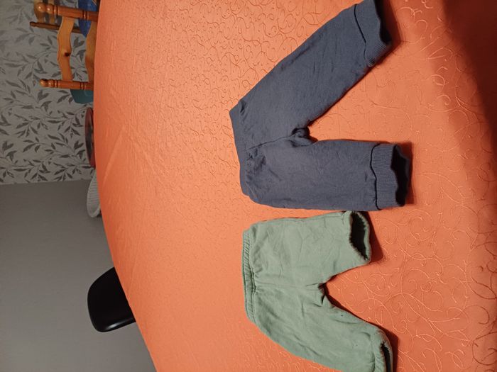5 pantalons de jogging pour garçons Taille 3 mois - photo numéro 7