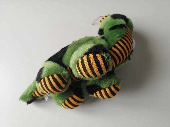 dinosaure en peluche - photo numéro 3