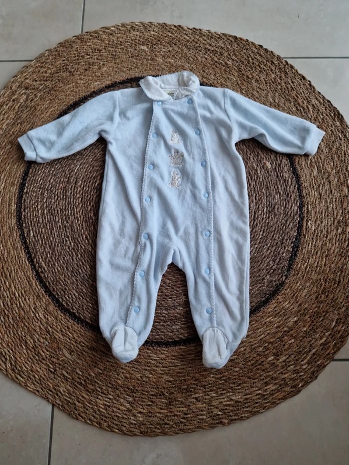Joli pyjama 1 pièce fille taille 3 mois