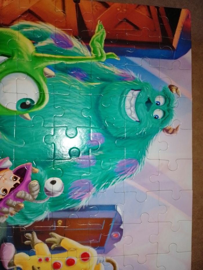 Puzzle TBE complet Monstres et Cie Clémentoni - photo numéro 10