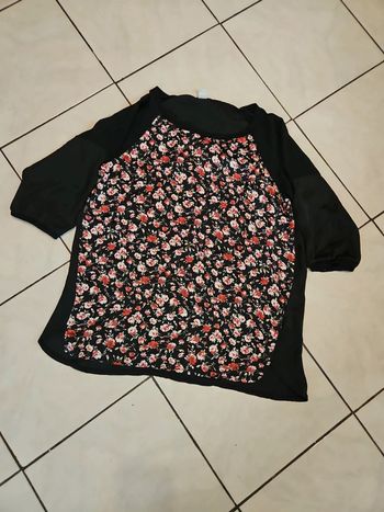 Haut femme fleurie