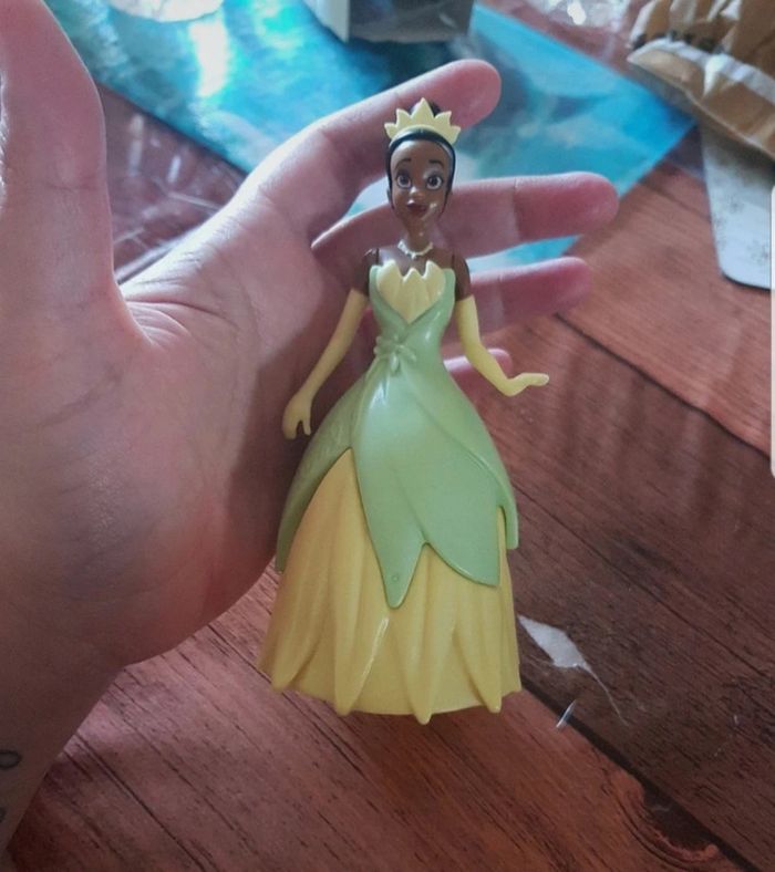 Kinder Tiana