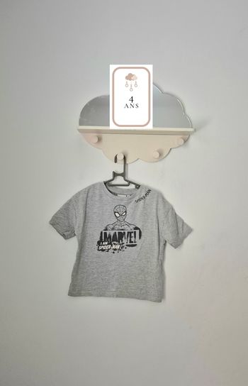 Tee-shirt * Spiderman Marvel *