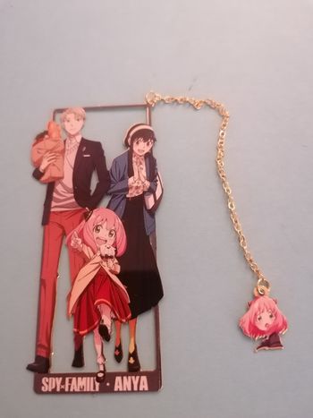 Marque page Spy X Family en métal