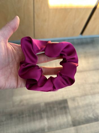 Chouchou satin fushia foncé