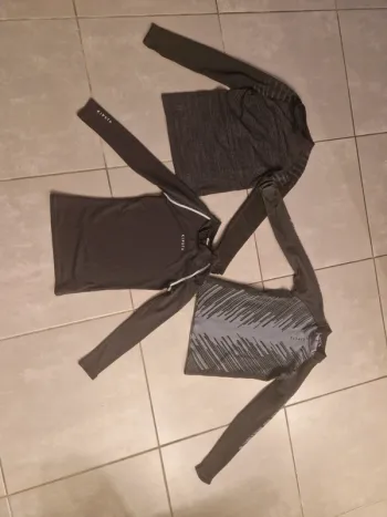 Lot vetements thermiques kipsta 8 ans
