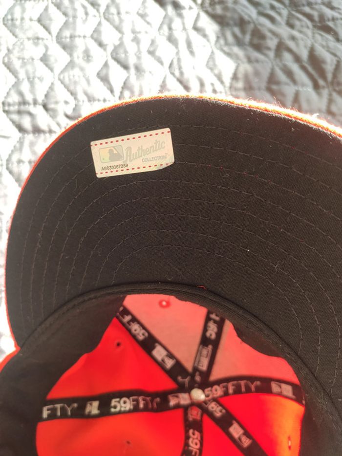 Casquette New Era Miami Marlins 59Fifty Big M rouge-orange très bon état - photo numéro 4
