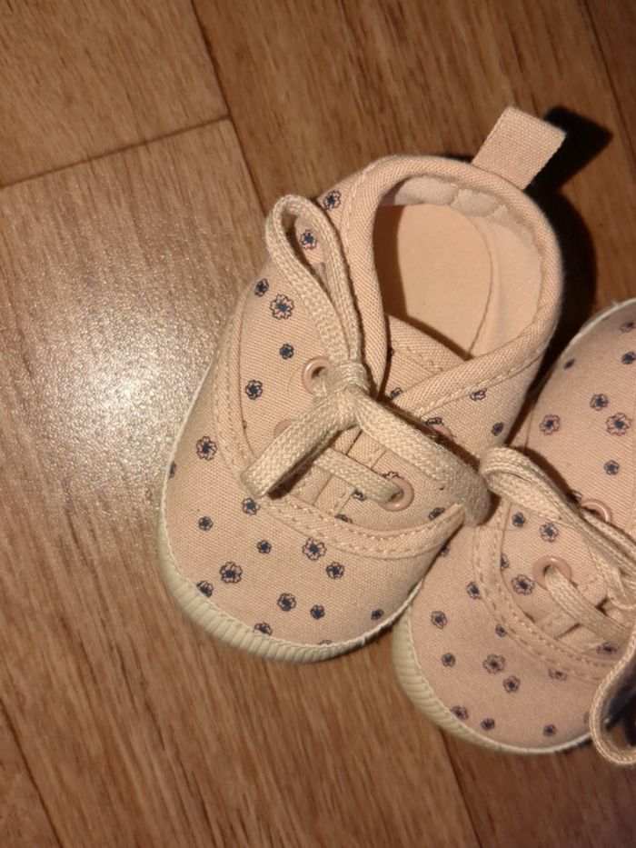 Chaussures souples idéal avant marche - photo numéro 2