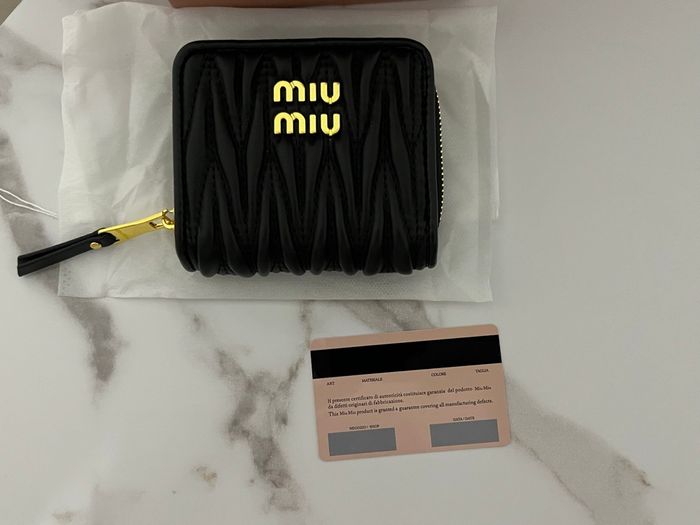 Porte-monnaie Miu Miu - photo numéro 4
