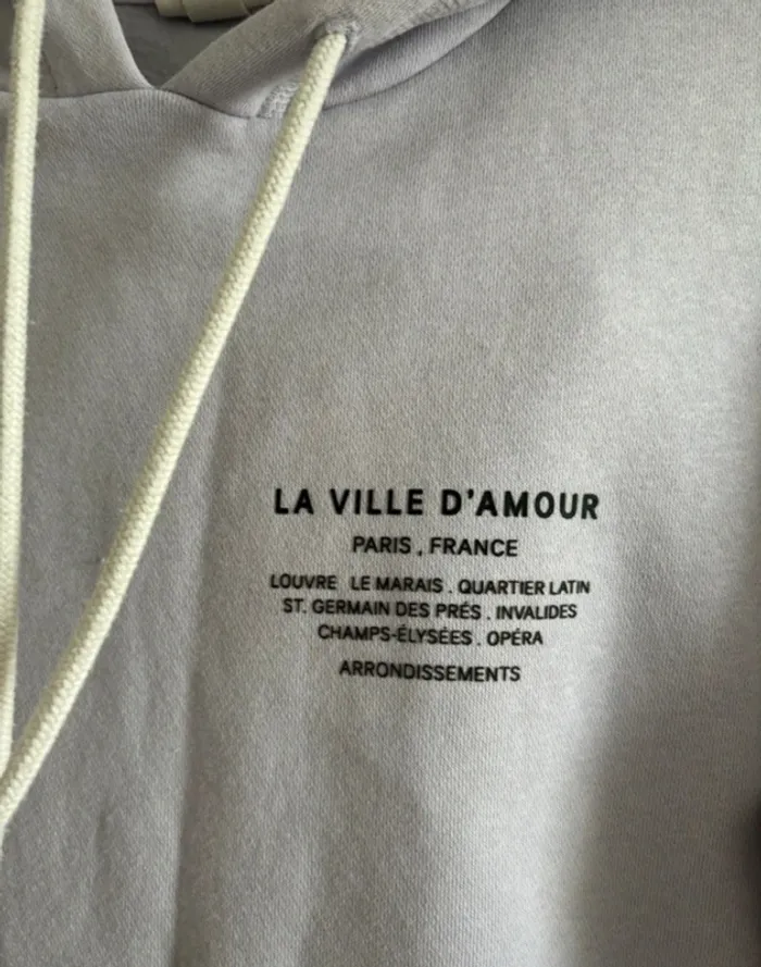 Sweat à capuche lilas - photo numéro 2