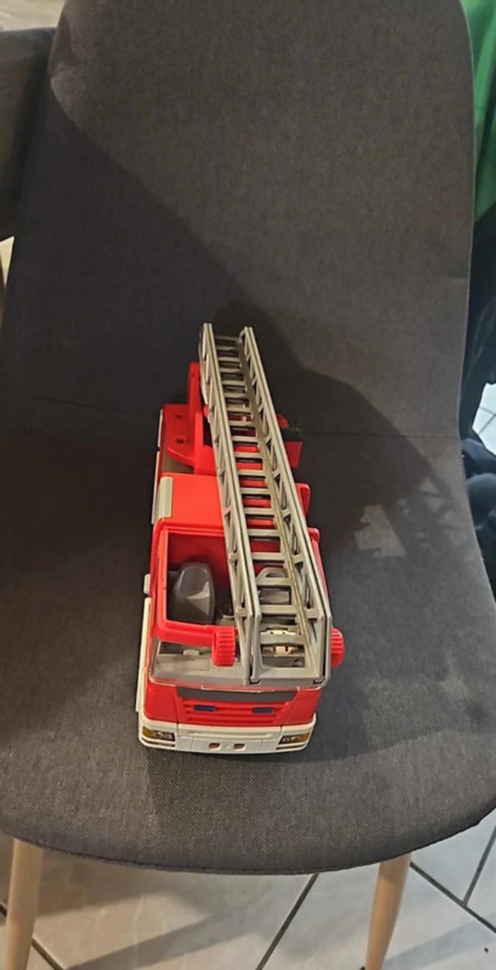Playmobil 4820 camion de pompier - photo numéro 3