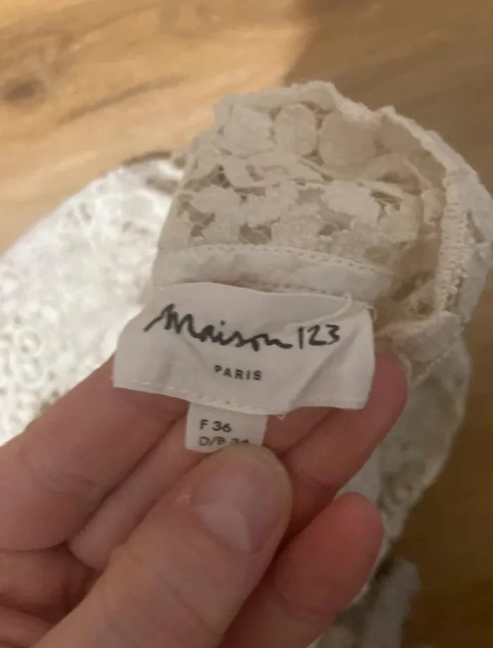 Haut en dentelle crème – Maison 123 - photo numéro 7