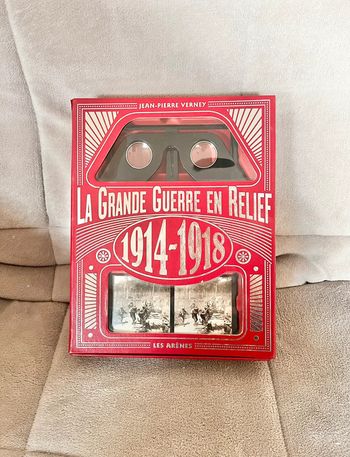 Livre la grande guerre en relief