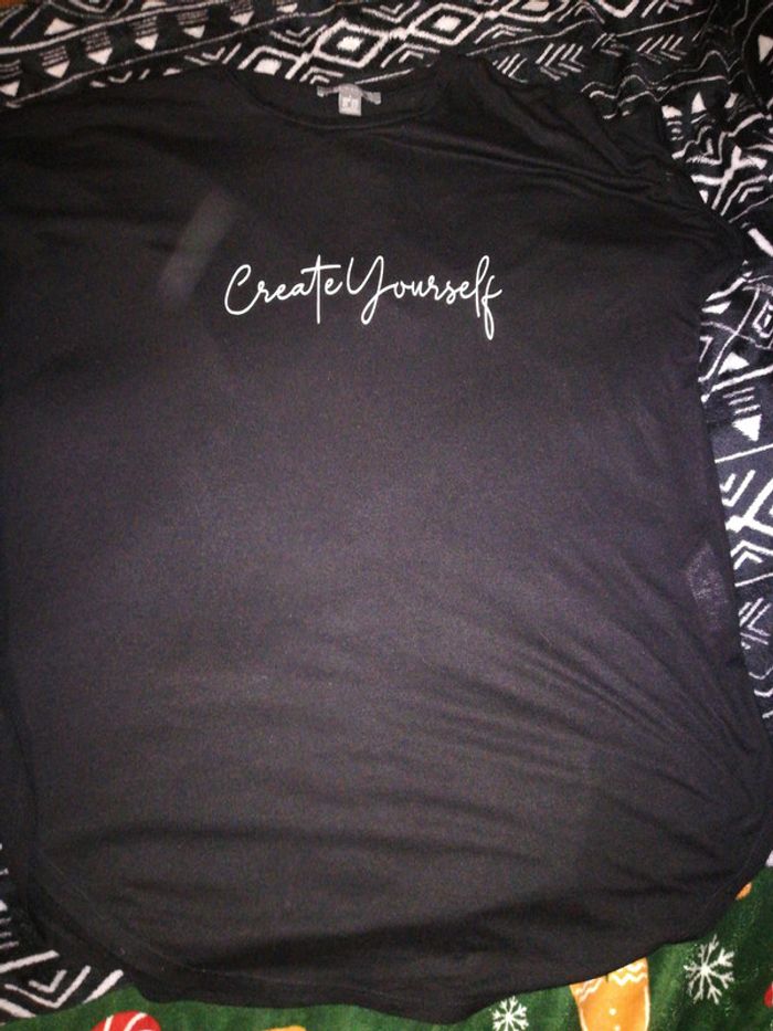 T-shirt taille L primark - photo numéro 1