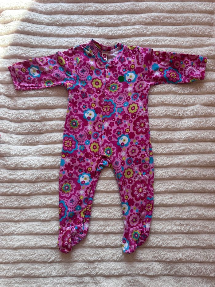 Lot 2 pyjamas 9 mois - photo numéro 3