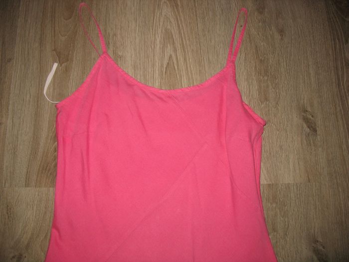 ROBE A BRETELLES ROSE FUCHSIA - TAILLE 40 - n°08 - photo numéro 2