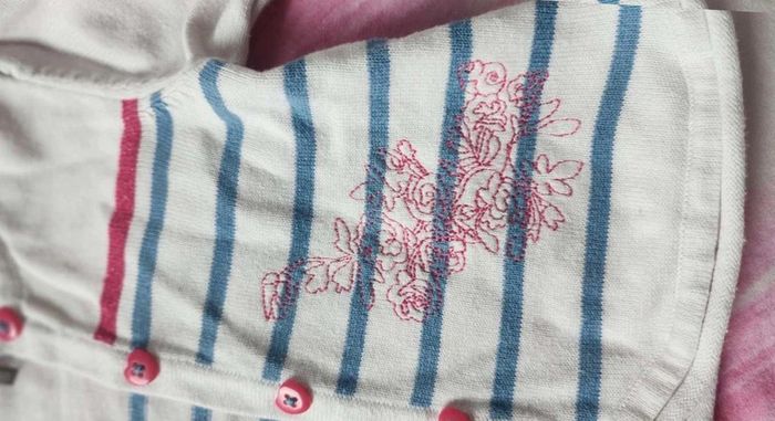 Petit gilet - photo numéro 4