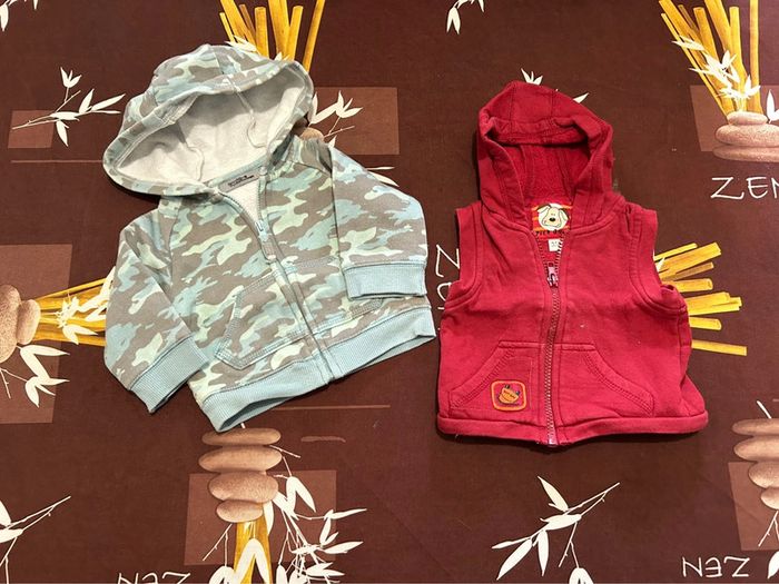 Lot 2 gilets 3 mois garçon