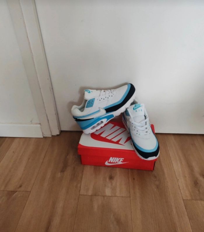 Basket air max taille 40 et42 prix 55€