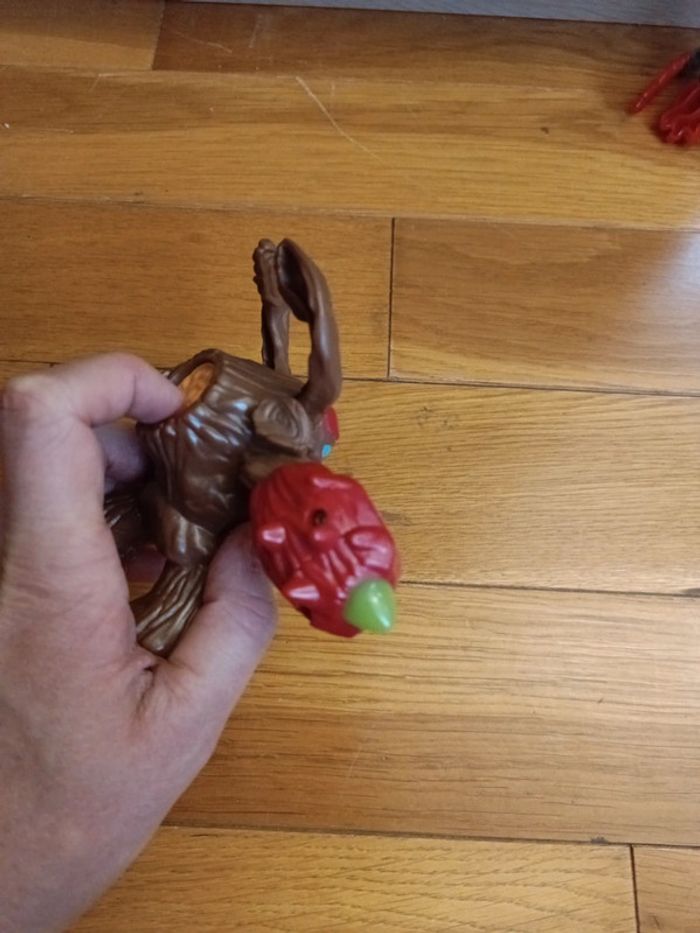 3 figurines monstres robots McDonald's articulés 2013 - photo numéro 7