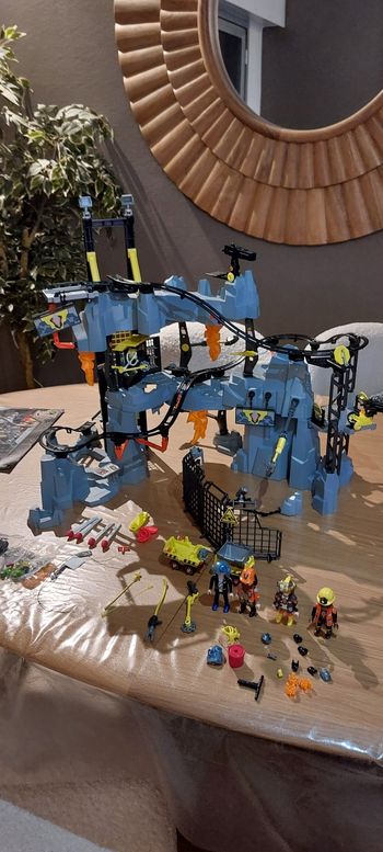 Playmobil Dino Rise la mine