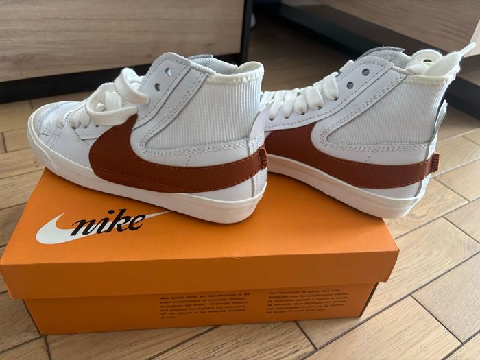 Vente basket neuve - photo numéro 3