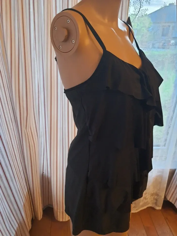 Maillot de bain/jupe fr/be38 noir
BPC selection - photo numéro 10