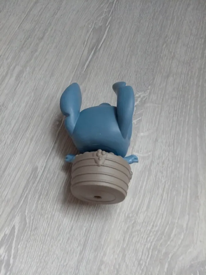 Figurine lilo&stitch - photo numéro 3