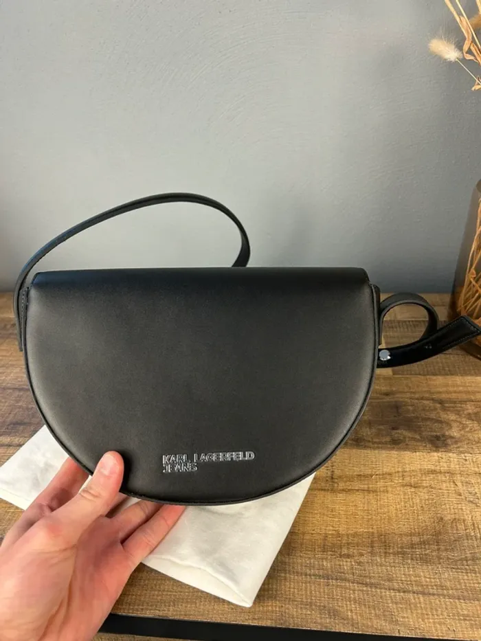 Sac bandoulière Demi Lune Karl Lagerfeld Neuf - photo numéro 4