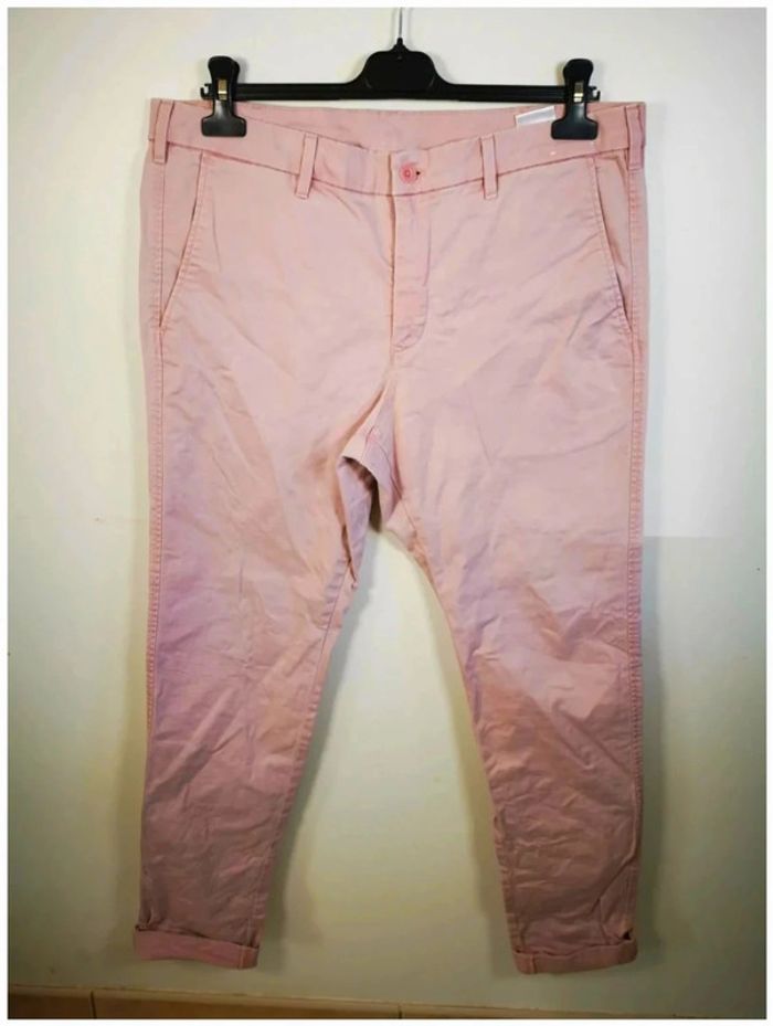 C34 pantalon rose Uniqlo W35
