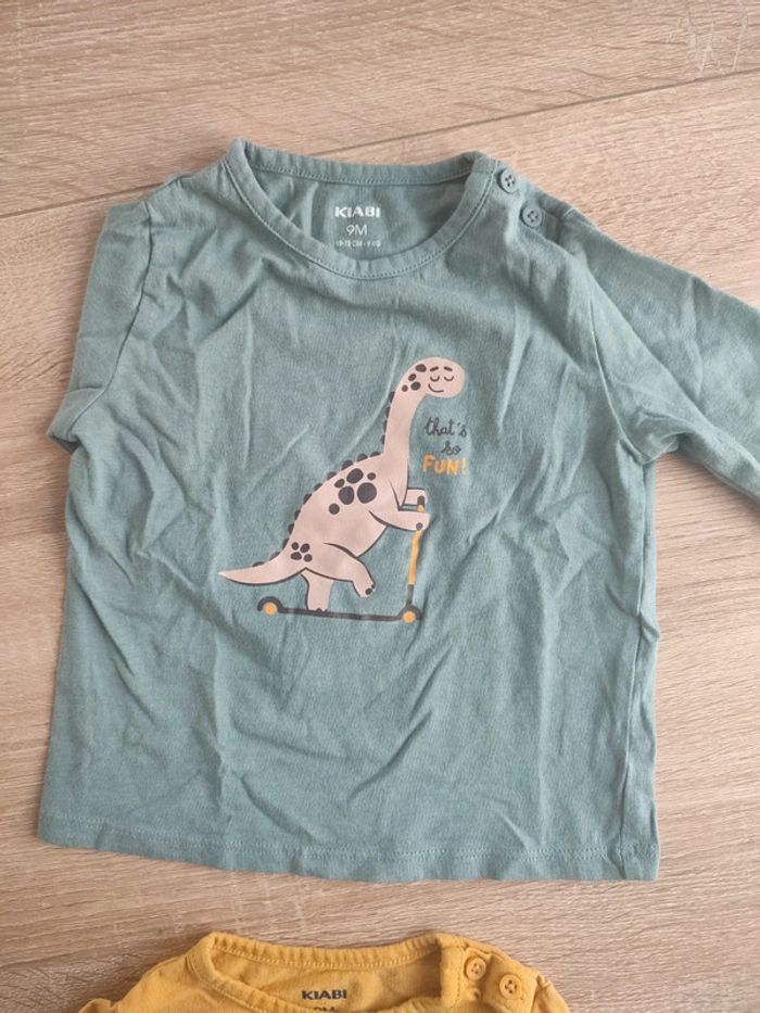 Lot de 4 tee-shirts manches longues taille 9 mois. - photo numéro 3