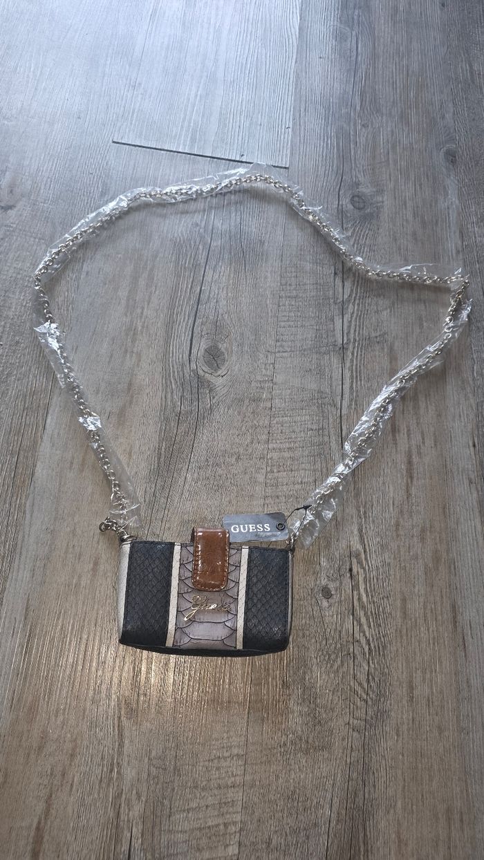 Petit sac a main bandoulière guess neuf - photo numéro 1