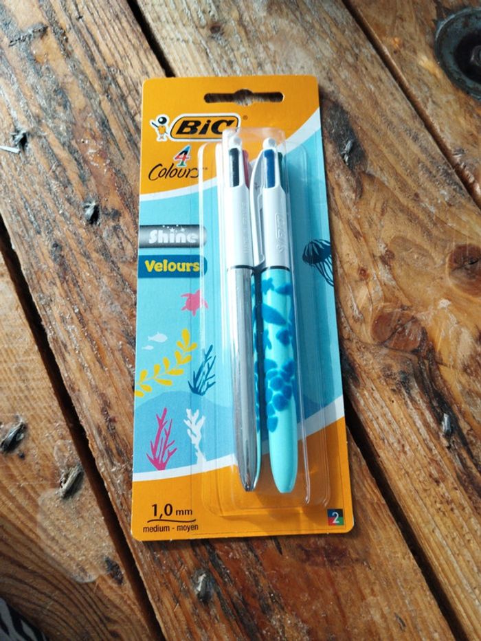 Crayons 4 couleurs velours tortue