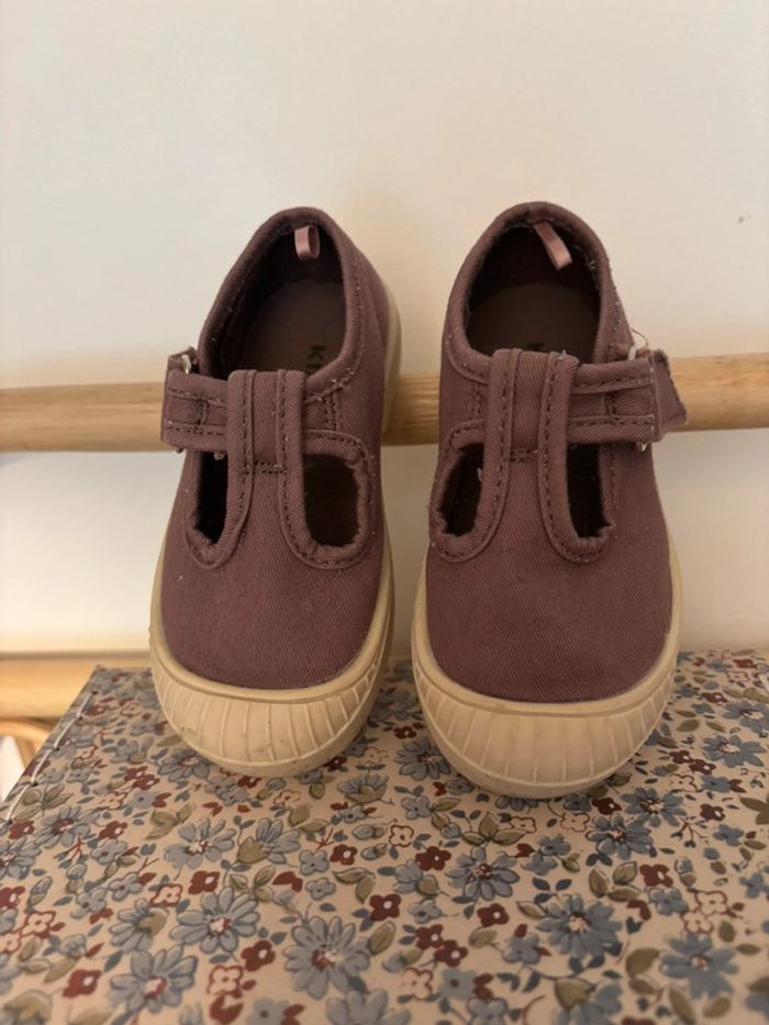 Chaussure violette - photo numéro 3