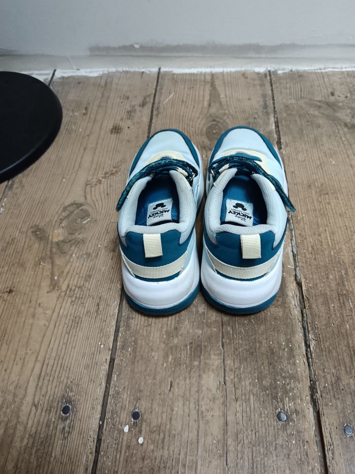 Baskets Mickey, taille 29 - photo numéro 3